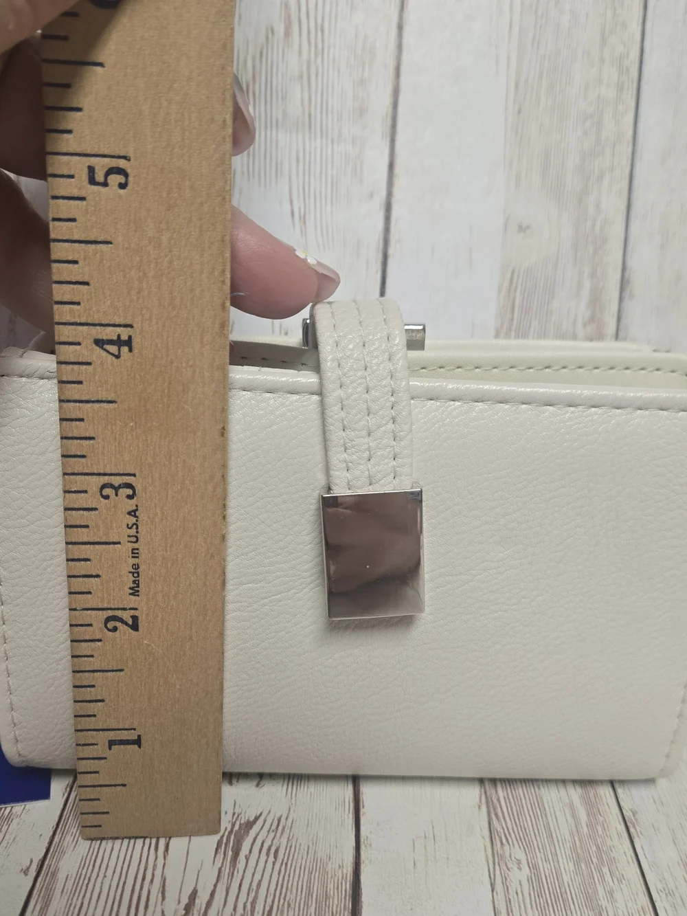 APT. 9 Abbey Indexer RFID Blocking Wallet Bone Cream NWT Safe Keeper - Picture 4 of 13